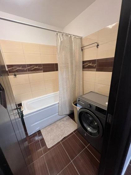 Apartament cu 2 camere semidecomandat, mobilat în Berceni