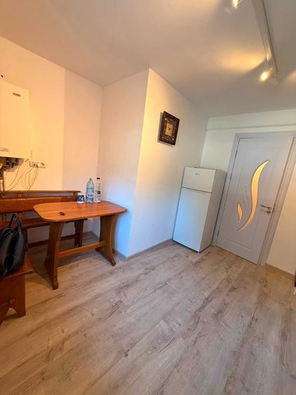 Apartament cu 2 camere decomandat în George Enescu