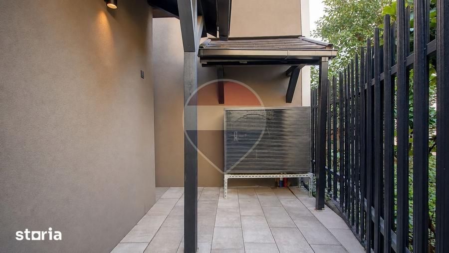 Casă cu 3 camere cu Teren 230 Mp în Bartolomeu