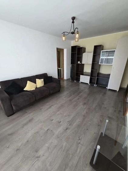 Apartament cu 2 camere semidecomandat în Țiglina 2