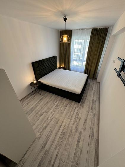 Apartament cu 2 camere semidecomandat, mobilat în Tomis Plus