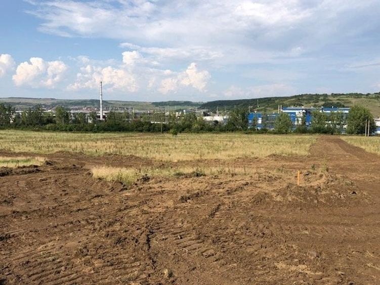 Teren Construcții intravilan de 16107 mp, în Nord