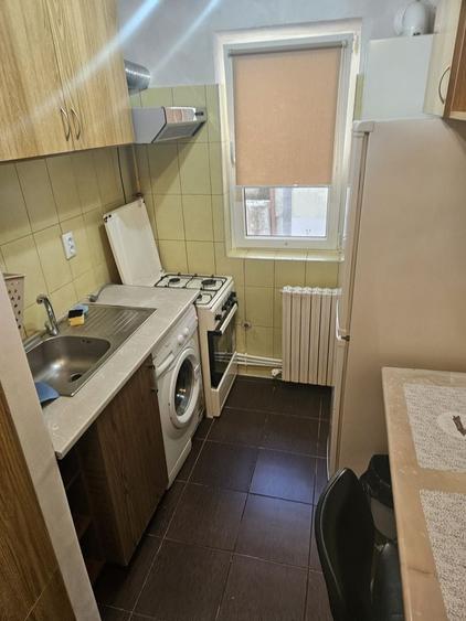 Apartament cu 2 camere semidecomandat în Tomis Nord