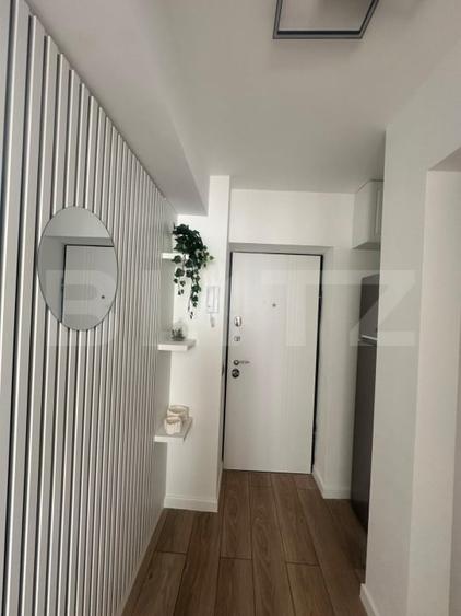 Apartament cu 2 camere semidecomandat, mobilat în Ultracentral