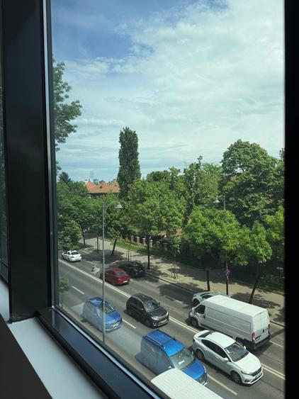 Birou, de 120 mp, în Arcul de Triumf