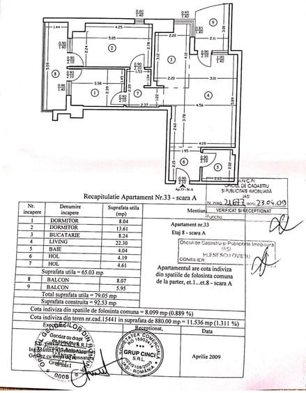 Apartament cu 3 camere decomandat în Nicolina
