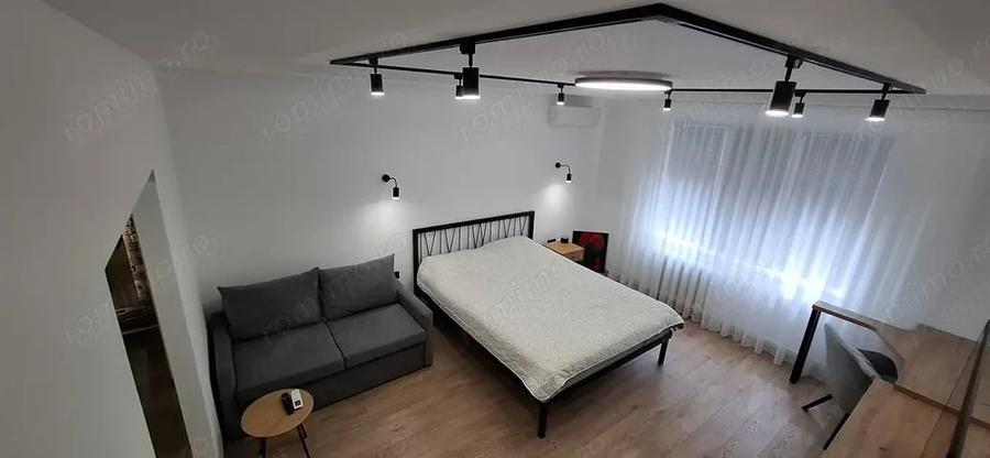 Apartament cu 2 camere decomandat în Romană
