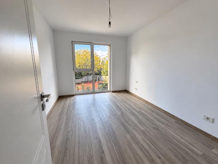 Apartament cu 2 camere decomandat în Aradului