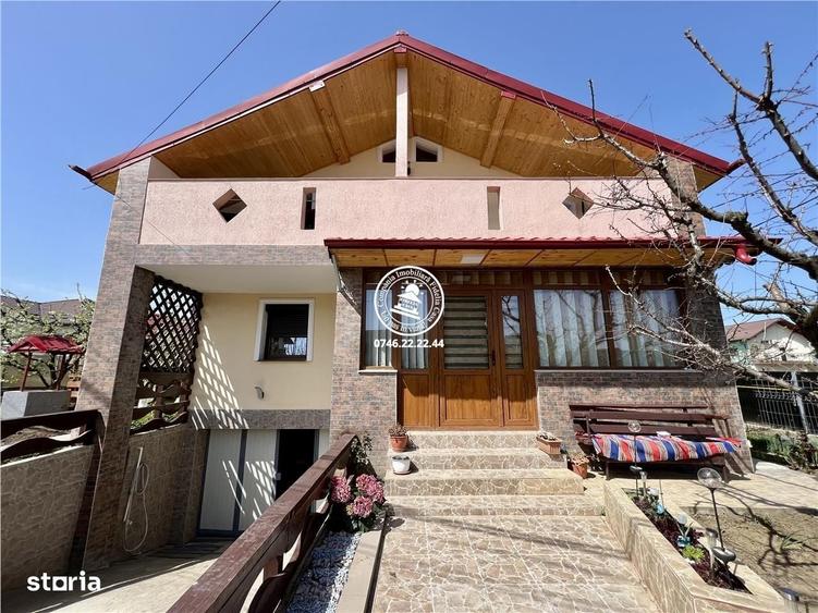 Casă cu 4 camere în Valea Adâncă