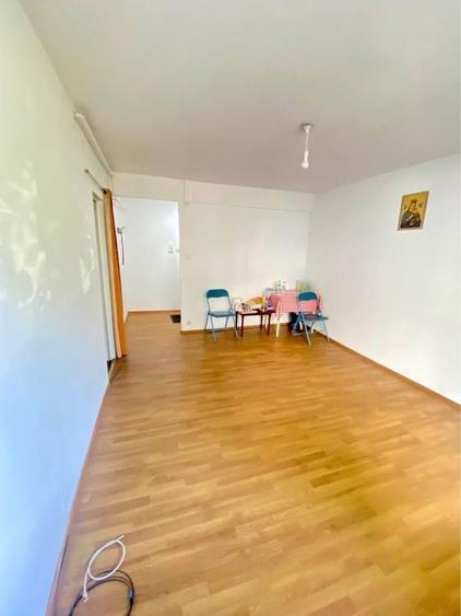 Garsonieră semidecomandată în Bartolomeu