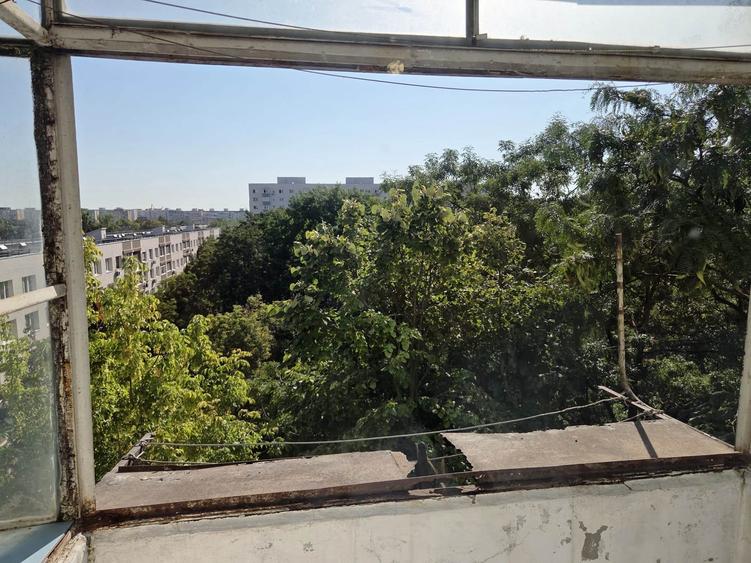Apartament cu 2 camere decomandat în Drumul Taberei