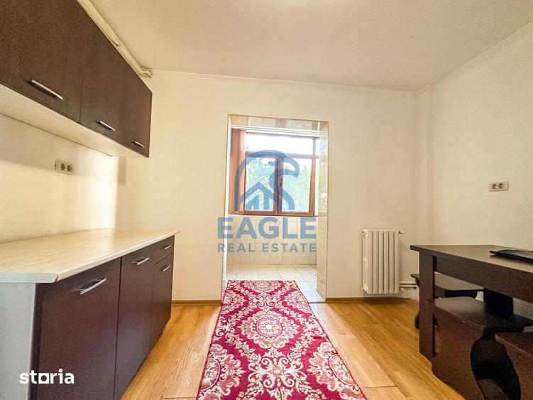 Apartament cu 3 camere decomandat, mobilat în Tomis Nord