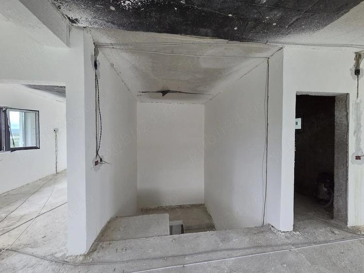 Casă cu Teren 615 Mp în Vernești