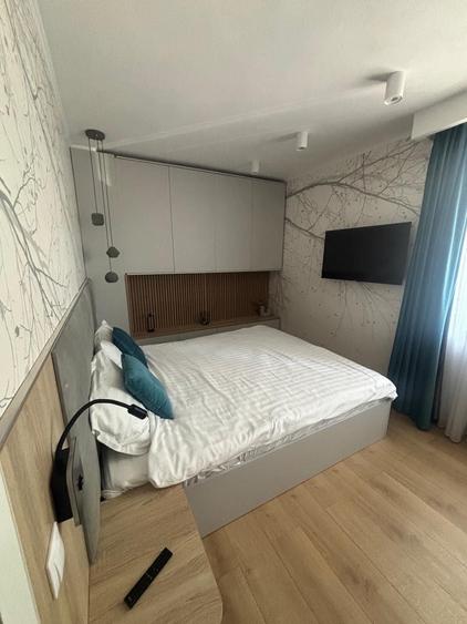 Apartament cu 2 camere semidecomandat în Calea Dumbrăvii