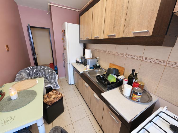 Apartament cu 2 camere semidecomandat în Popești-Leordeni