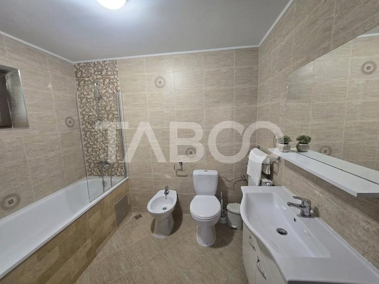Casă individuală cu 3 camere cu Garaj în Colun