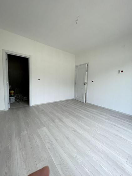 Casă individuală cu 4 camere cu Canalizare în Săldăbagiu de Munte