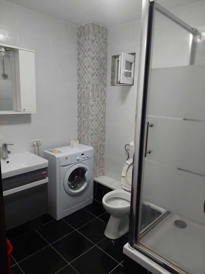 Apartament cu 2 camere decomandat în Pârneava