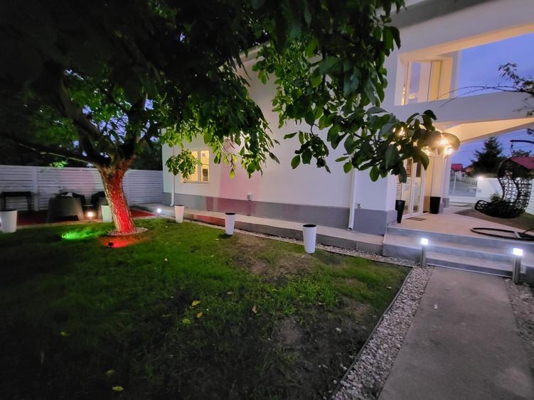 Casă individuală cu 6 camere cu Canalizare în Corbeanca