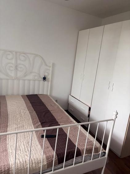 Apartament cu 2 camere semidecomandat, mobilat în Brazda lui Novac