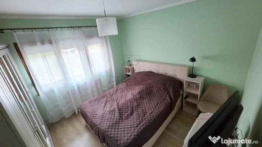 Apartament cu 3 camere decomandat în Torontalului
