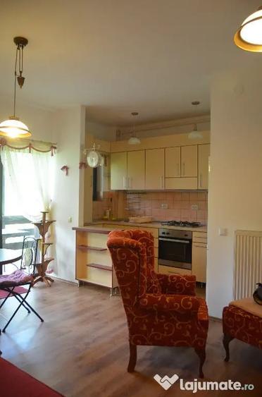 Apartament cu 2 camere decomandat în Piatra Arsă