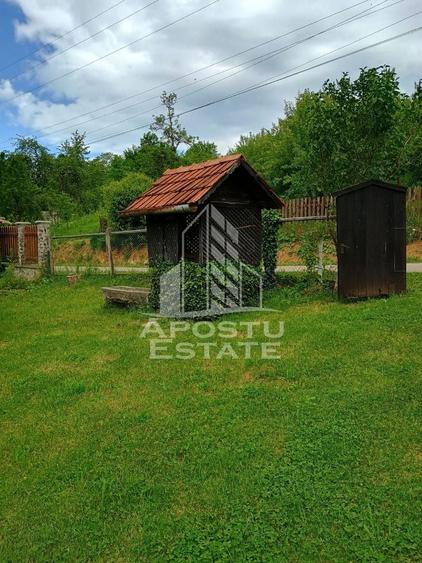 Casă individuală cu 4 camere cu Canalizare în Micănești