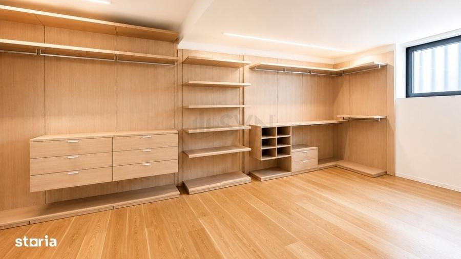 Casă cu 4 camere cu Teren 1500 Mp în Central