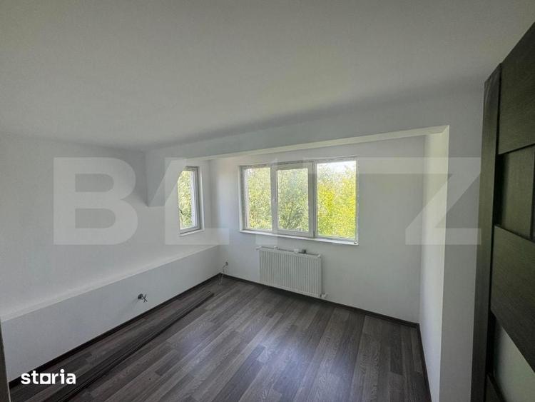 Apartament cu 4 camere decomandat în Burdujeni