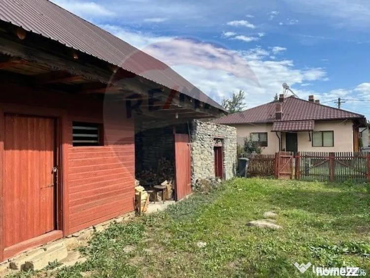 Casă cu 4 camere cu Teren 802 Mp în Măneciu