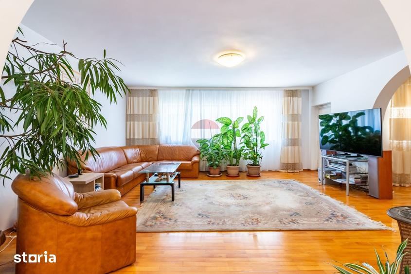Casa / Vila cu 6 camere de vanzare Chiajna /Rosu - 17