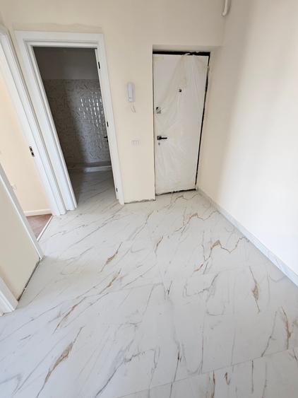Apartament cu 2 camere decomandat în Haliu