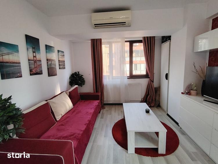 Apartament cu 3 camere în Tei