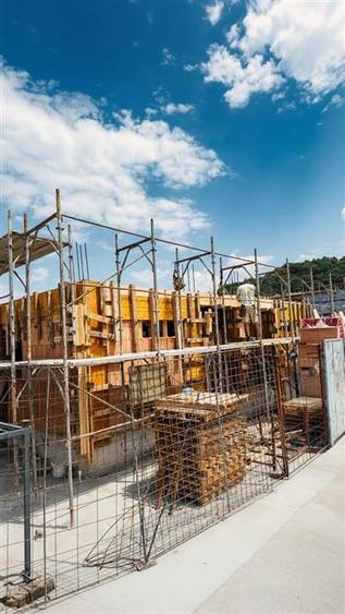 Duplex cu 4 camere cu Canalizare în Bartolomeu
