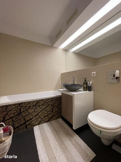 Apartament cu 3 camere în Decebal