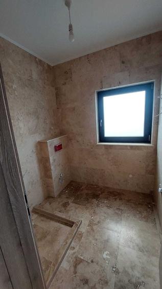 Casă cu 3 camere în Central