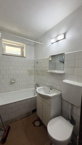 Apartament cu 2 camere decomandat, mobilat în Sud