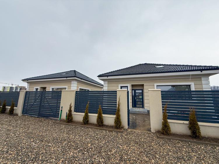 Casă individuală cu 4 camere cu Teren 451 Mp în Exterior Nord