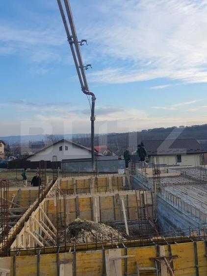 Casă individuală cu 5 camere cu Teren 500 Mp în Valea Adâncă