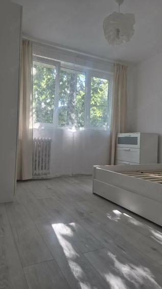 Direct proprietar,pima inchiriere ,2 cam,Pajura. Etaj 1 4, renovat, mobilier si electrocasnice noi - 1