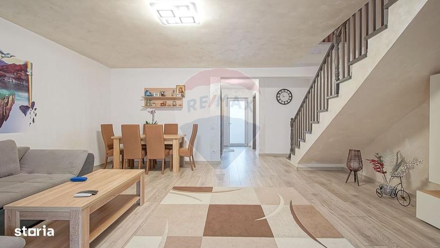 Casă cu 3 camere în Central