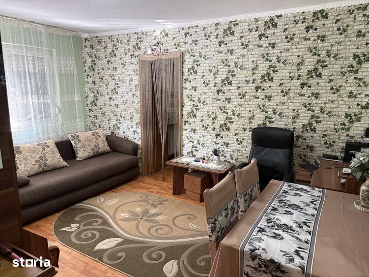 Apartament cu 2 camere în Micro 15