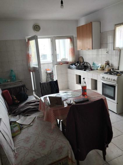 Casă cu 2 camere în Central