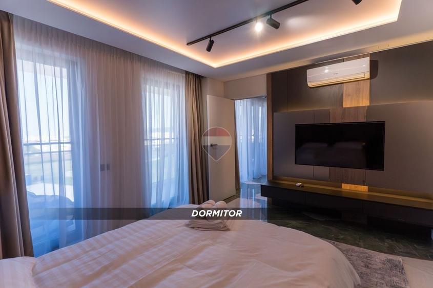 Apartament cu 3 camere decomandat, mobilat în Ultracentral