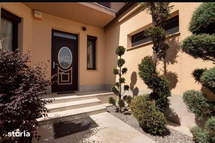 Casă cu 5 camere cu Teren 588 Mp în Sântandrei