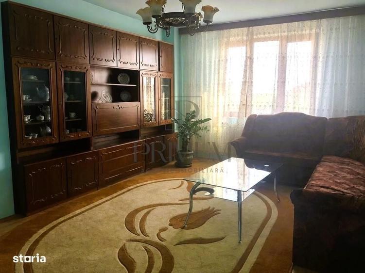 Apartament cu 4 camere decomandat în Mircea cel Bătrân