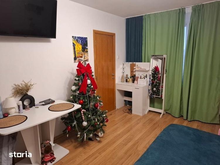 Garsonieră în Titan