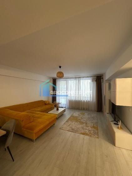 Apartament cu 2 camere decomandat, mobilat în Torontalului