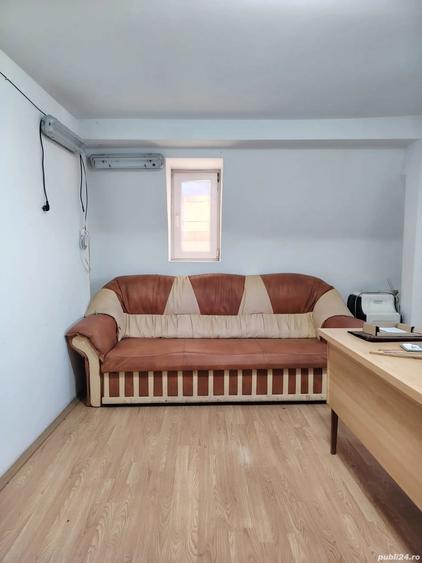 Spațiu comercial, de 15 mp, în Școlilor