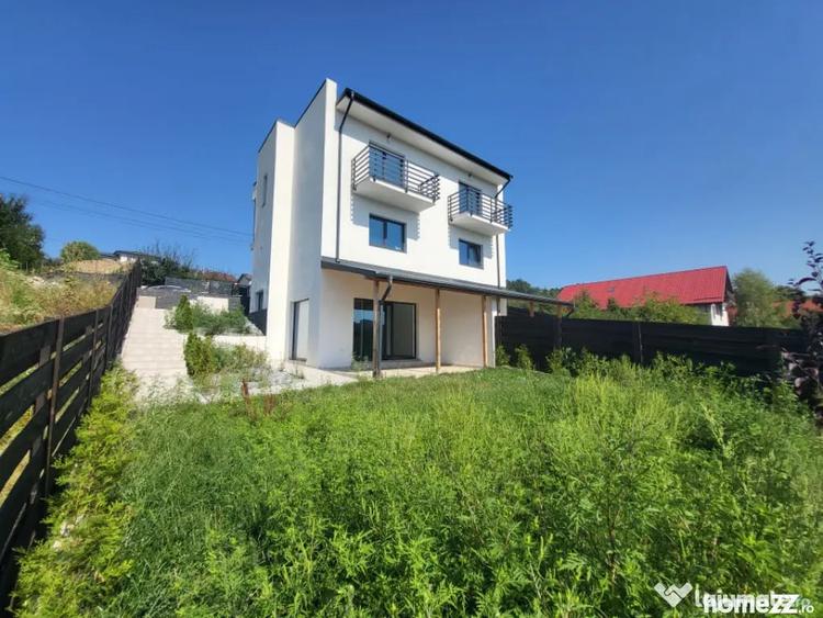Casa cu 4 camere Finalizata Mutare Imediata Hlincea Aproape - 3